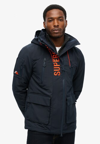 Veste mi-saison 'Ultimate' Superdry en noir