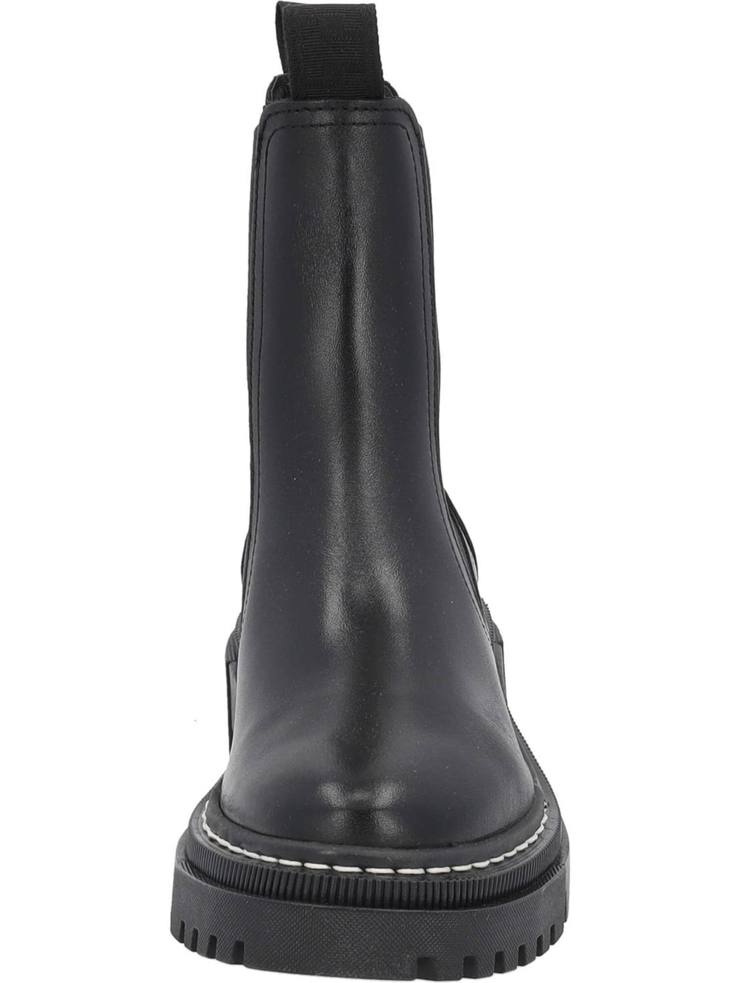 Tamaris Chelsea Boots in Black