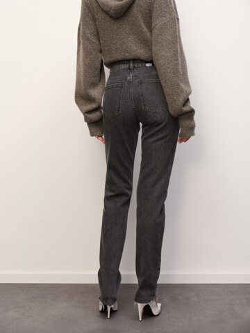 RÆRE by Lorena Rae Regular Jeans 'Falda' in Grijs