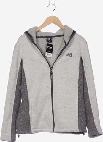 new balance Sweatshirt & Zip-Up Hoodie in XL in Grey: front
