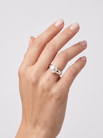 Ateliers Saint Germain Ring 'VILLENEUVE' i gul