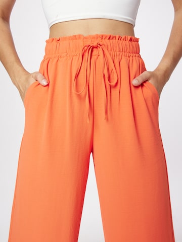 Wide Leg Pantalon 'Elin' ABOUT YOU en orange