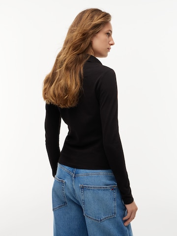 Tricou 'ESSENTIAL' de la Tommy Jeans pe negru