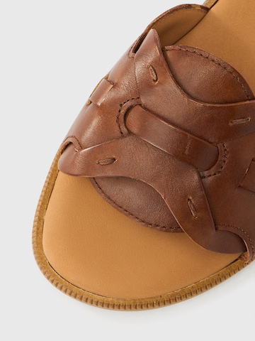 GABOR Muiltjes in Bruin