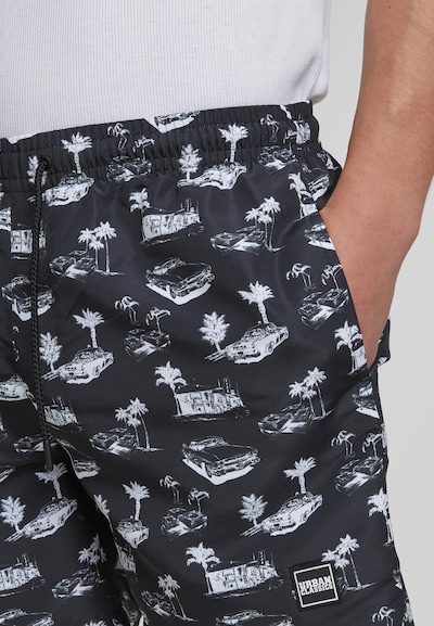 Urban Classics Badeshorts in grau / schwarz / weiß, Produktansicht