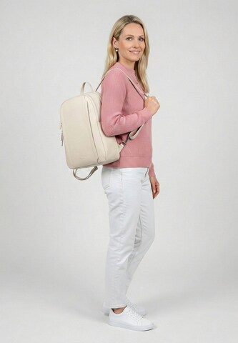 Tamaris Rucksack 'Kimi' in Beige