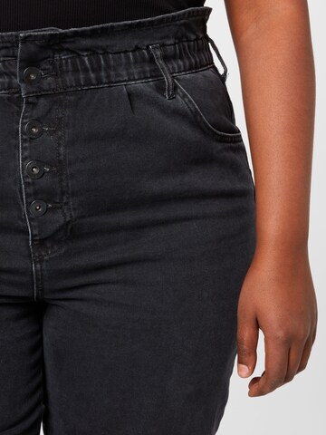 ONLY Carmakoma Regular Jeans in Black