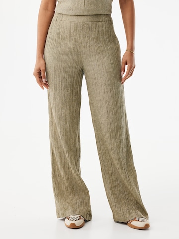 MEXX Loosefit Παντελόνι σε πράσινο: μπροστά