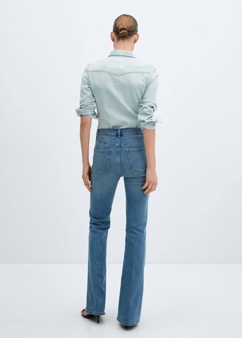 Bootcut Jean 'VIOLETA' MANGO en bleu