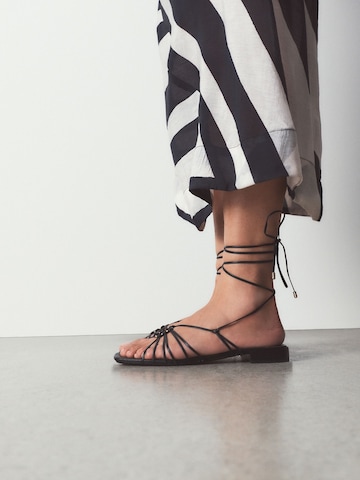 Sandales à lanières Next en noir