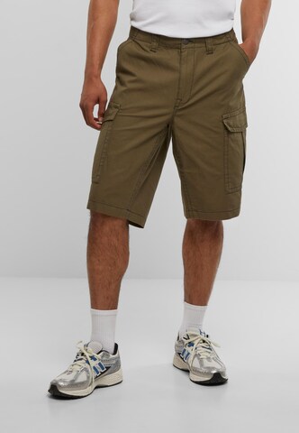 True Religion Regular Shorts in Grün