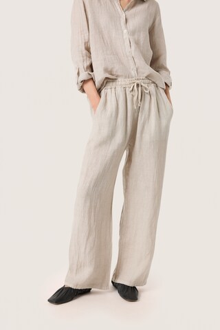SOAKED IN LUXURY Loosefit Hose 'Auran' in Beige: Vorderseite