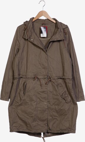 s.Oliver Jacket & Coat in XXXL in Brown: front