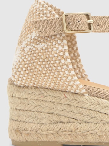 Castañer Espadrilles 'Carol' in Beige