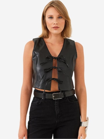 Gilet di Bianco Lucci in nero