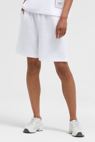 SENSES.THE LABEL Loose fit Pants in White: front