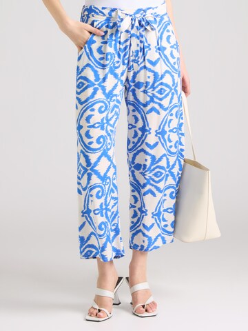 Largi Pantaloni cutați 'Ci44ra' de la Hailys pe alb: față