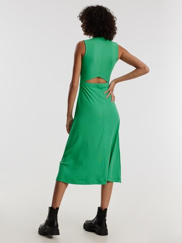 Rochie 'Talia' de la EDITED pe verde