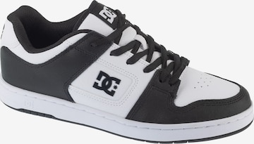 Baskets basses 'DC Shoes Manteca 4' DC Shoes en blanc : devant