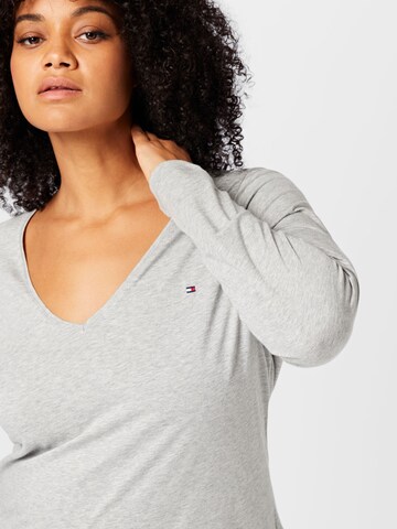 Tommy Hilfiger Curve Shirt in Grau