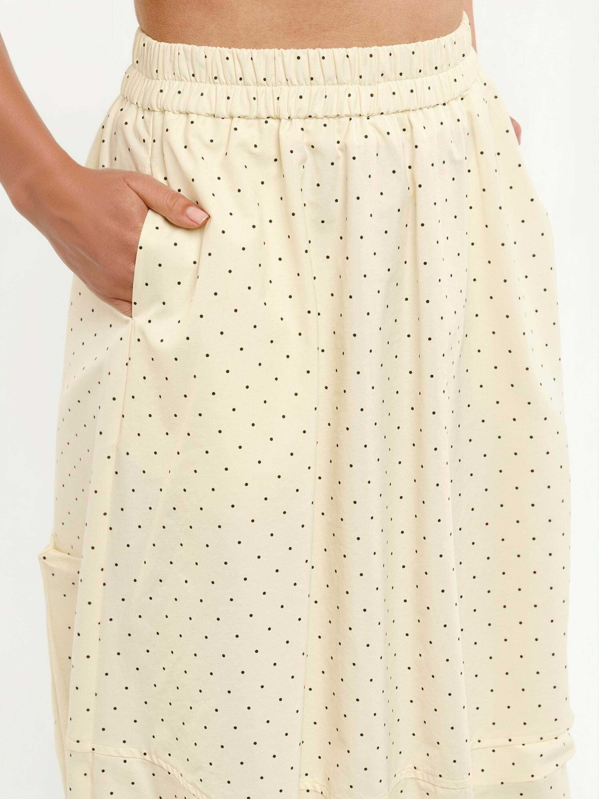 Gonna ' DORTE ' di Liberte Essentiel in nero