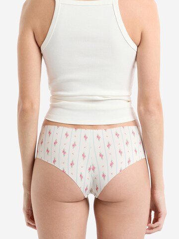 ETAM Boyshorts in White