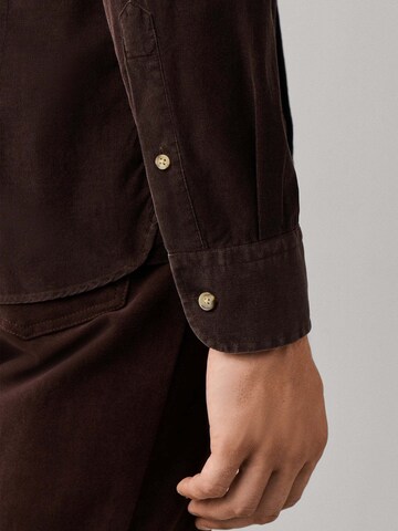Hackett London Regular Fit Hemd in Braun