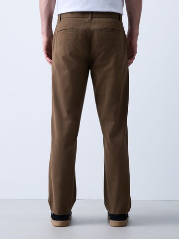 Regular Pantaloni eleganți de la Next pe maro