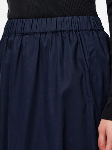 Jupe 'PCBlair' PIECES en bleu