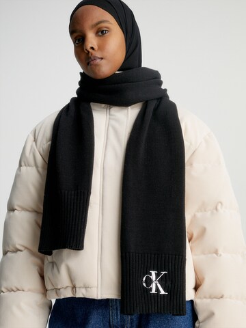 Calvin Klein Jeans Scarf in Black: front