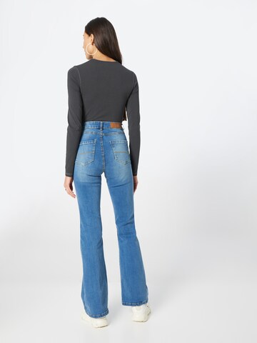 Urban Classics Flared Jeans in Blauw