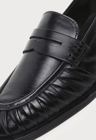 BRONX Classic Flats in Black