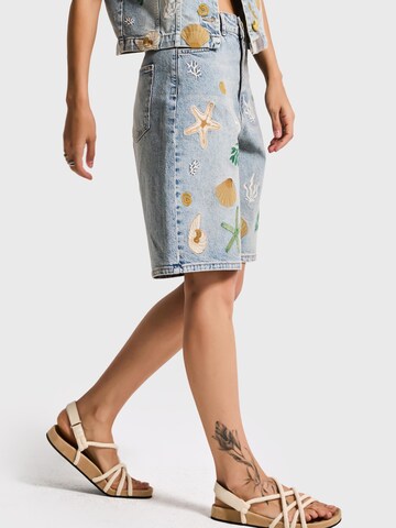 IT'S BASIC Regular Jeans 'BERMUDA DENIM SHORT' in Blauw