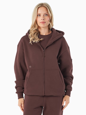 Organication Sweatjacke in Braun