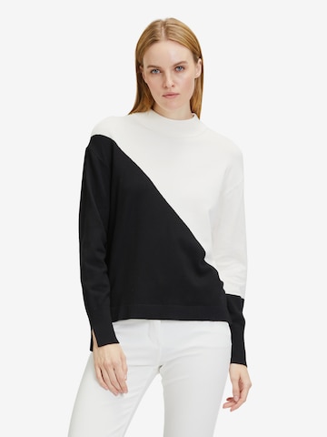 Betty Barclay Sweater in Black: front