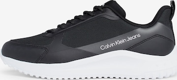 Baskets basses Calvin Klein Jeans en noir : devant
