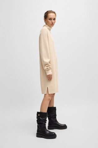 BOSS Strickkleid in Beige