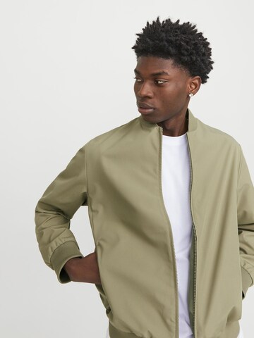 Veste mi-saison JACK & JONES en vert