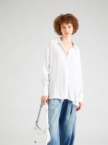 Hailys Blouse 'Ja44mila' in White: front