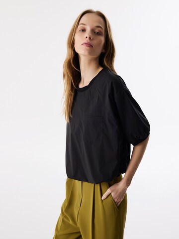 Twist Blouse in Zwart
