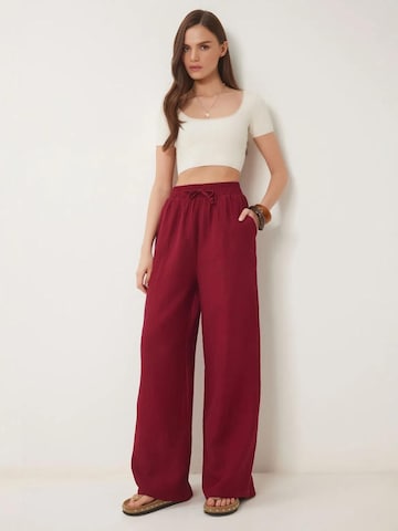 Pantalon 'Hose' Happiness İstanbul en rouge : devant