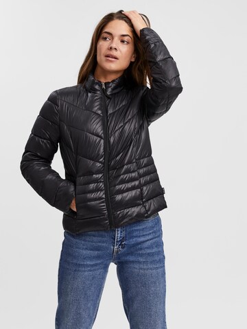 VERO MODA Between-Season Jacket 'Sorayasiv' in Black: front