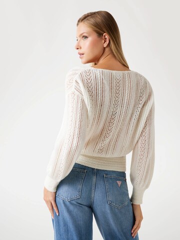GUESS Pullover in Weiß