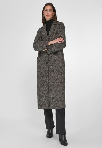 Fadenmeister Berlin Between-Seasons Coat in Grey: front