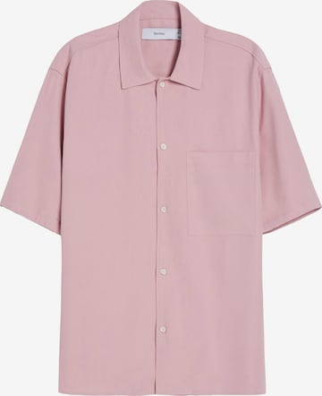 Bershka Button Up Shirt in Pink: front