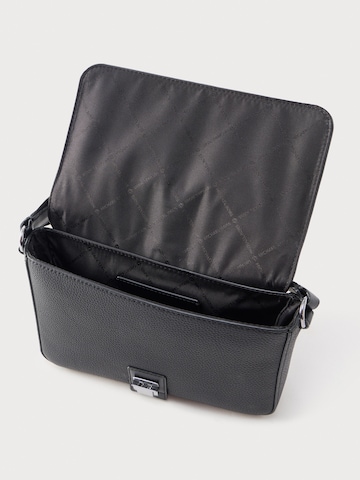 Michael Kors - Mala de ombro em preto