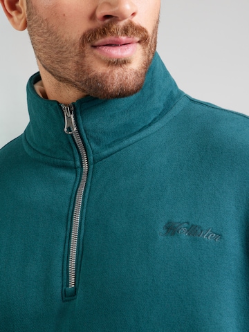 HOLLISTER Μπλούζα φούτερ σε πράσινο