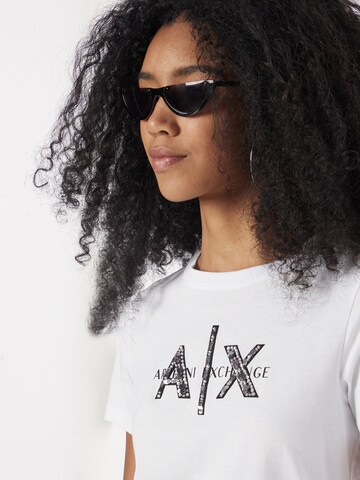 ARMANI EXCHANGE T-shirt i vit