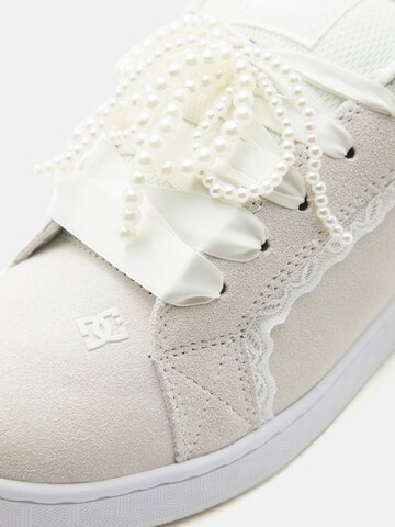 DC Shoes Nizke superge | bela barva