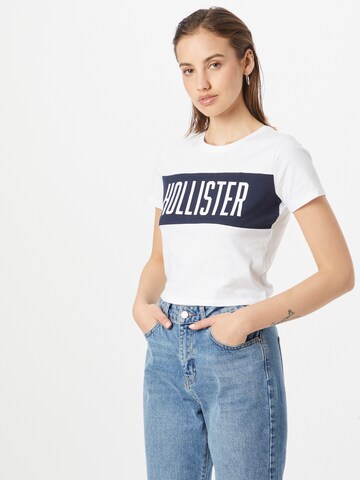 Tricou de la HOLLISTER pe alb: față